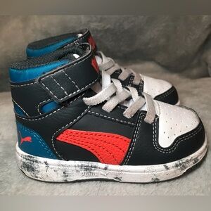 2 pair of toddler sneakers size 5C, Puma & Ground Up